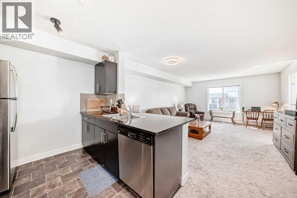 2411, 81 Legacy Boulevard Se, Calgary, Alberta  T2X 2B9 - Photo 7 - A2300002