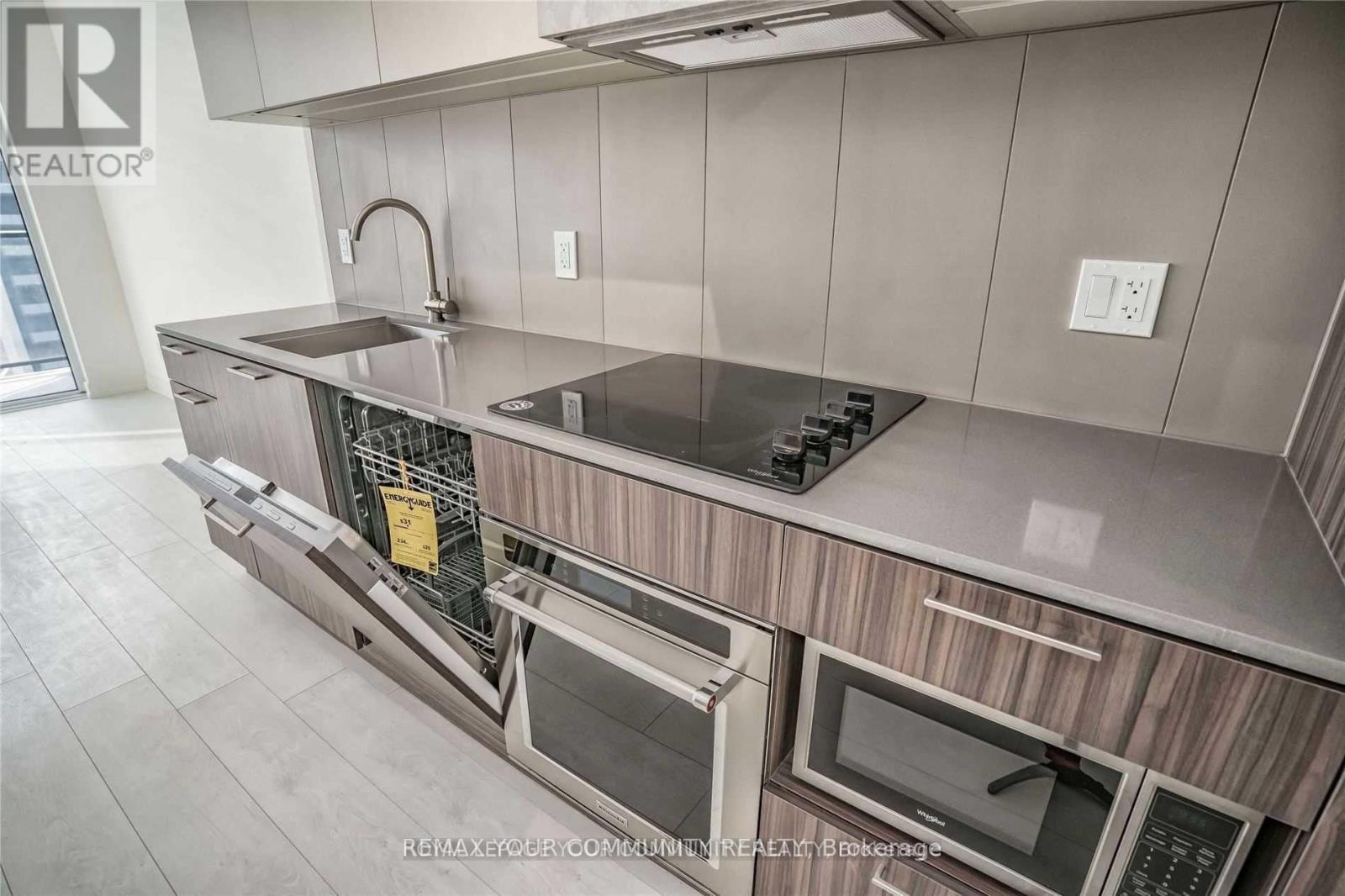 3002 - 19 Western Battery Road, Toronto, Ontario  M6K 3S4 - Photo 6 - C13020554