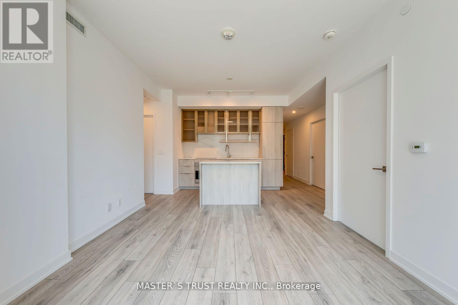 704 - 15 Holmes Avenue, Toronto, Ontario  M2N 4L8 - Photo 3 - C13020612