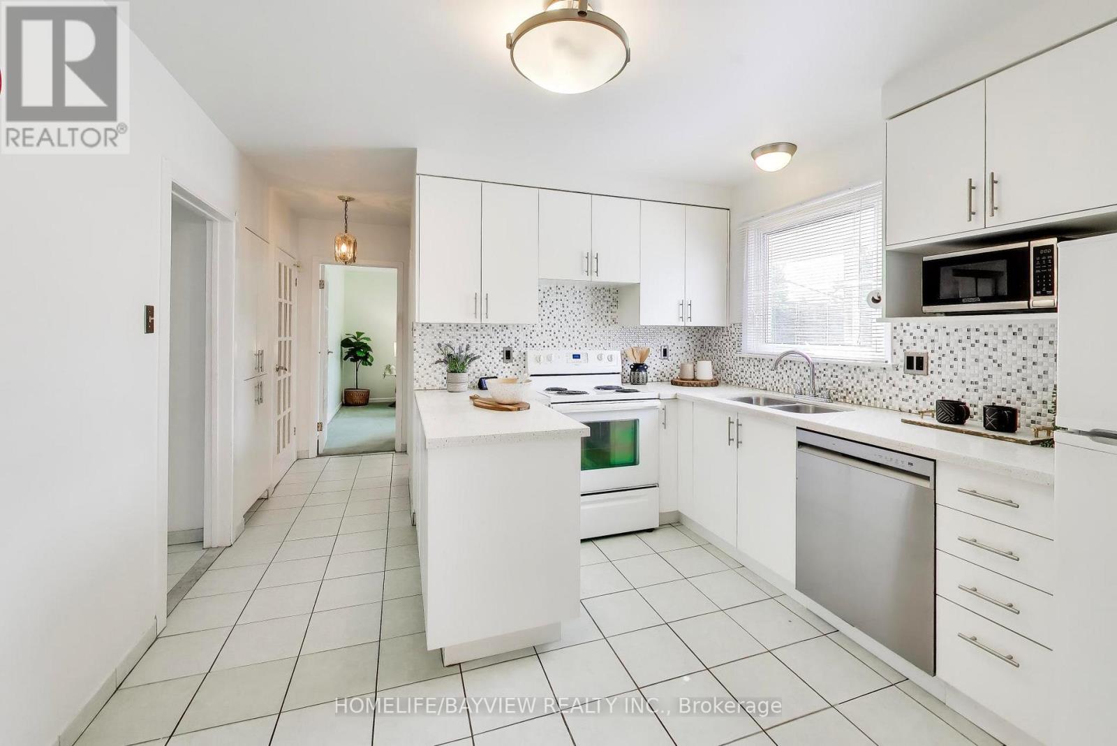 37 Beveridge Drive, Toronto, Ontario  M3A 1P1 - Photo 12 - C13020624