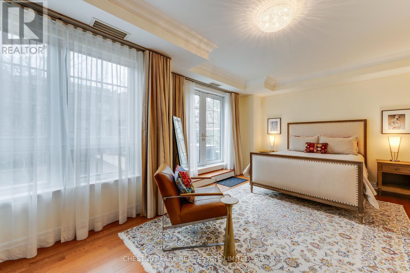 Th20 - 21 Burkebrook Place, Toronto (Bridle Path-Sunnybrook-York Mills), Ontario  M4G 0A2 - Photo 10 - C13020692