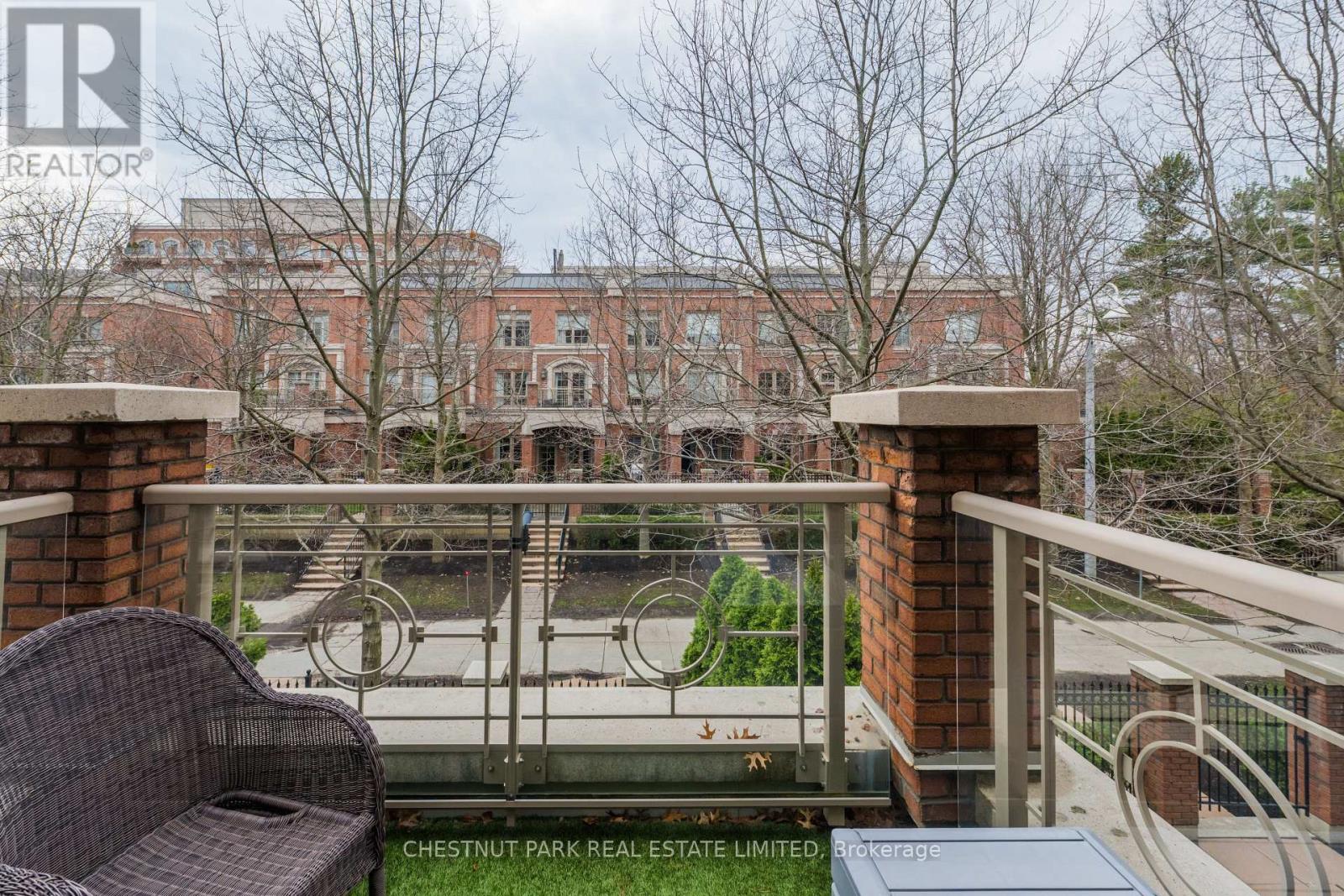 Th20 - 21 Burkebrook Place, Toronto (Bridle Path-Sunnybrook-York Mills), Ontario  M4G 0A2 - Photo 13 - C13020692