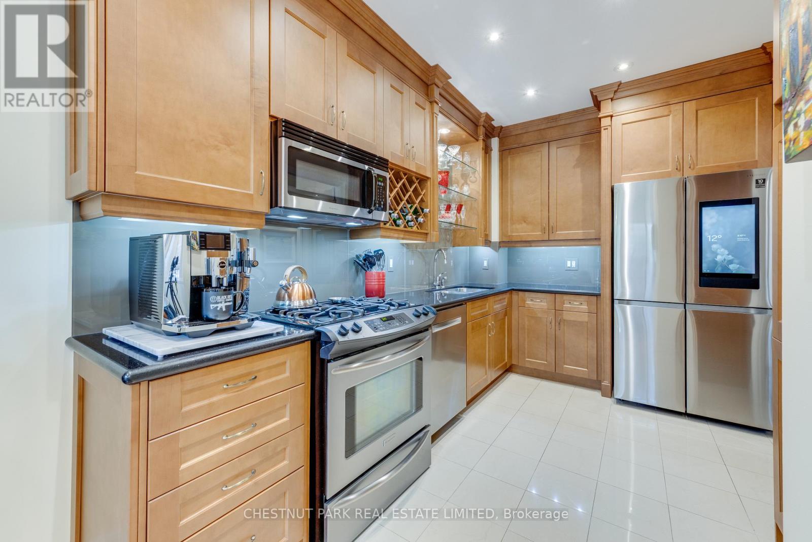 Th20 - 21 Burkebrook Place, Toronto (Bridle Path-Sunnybrook-York Mills), Ontario  M4G 0A2 - Photo 6 - C13020692