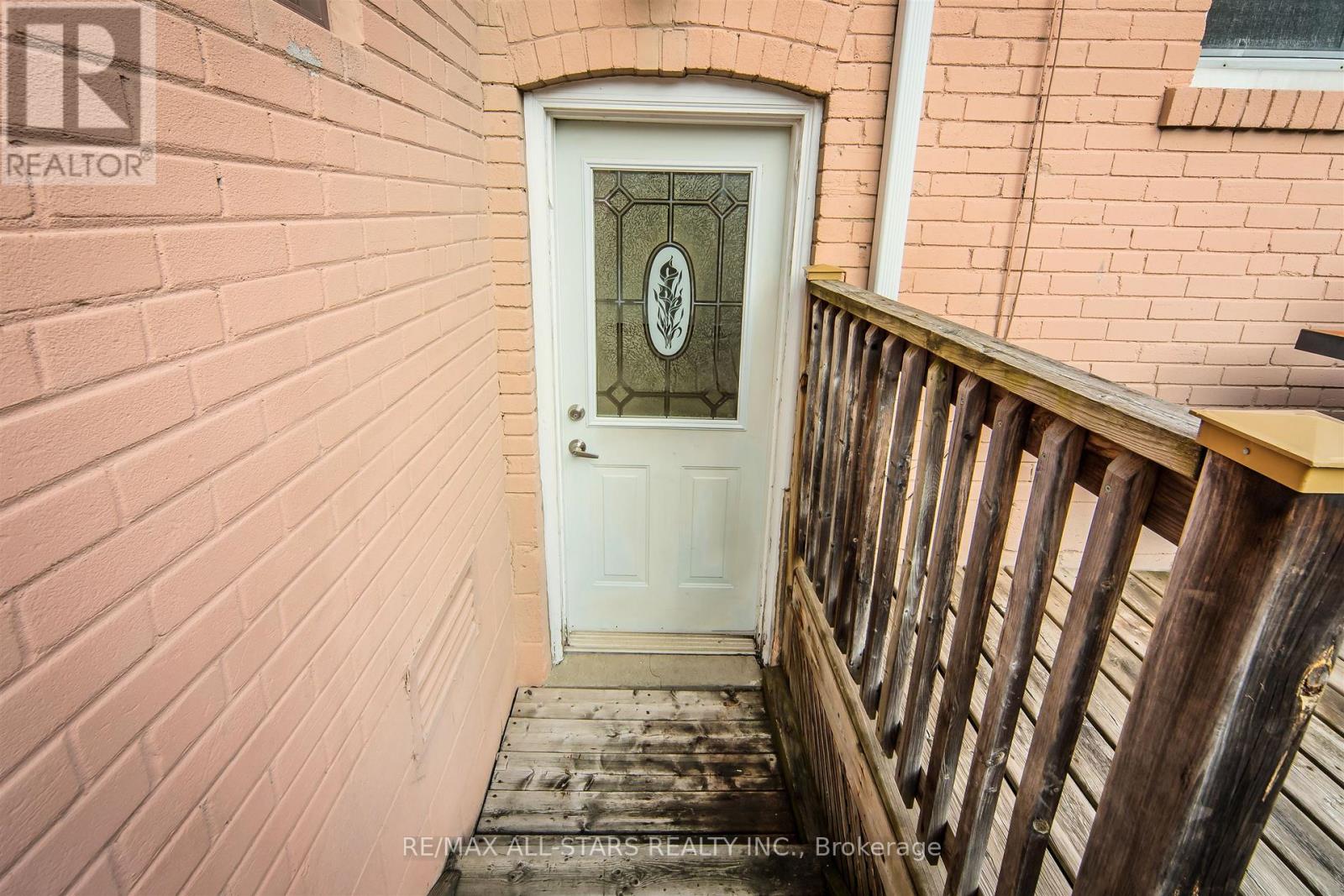 27 Martindale Road, Toronto, Ontario  M1M 2B8 - Photo 31 - E13020650