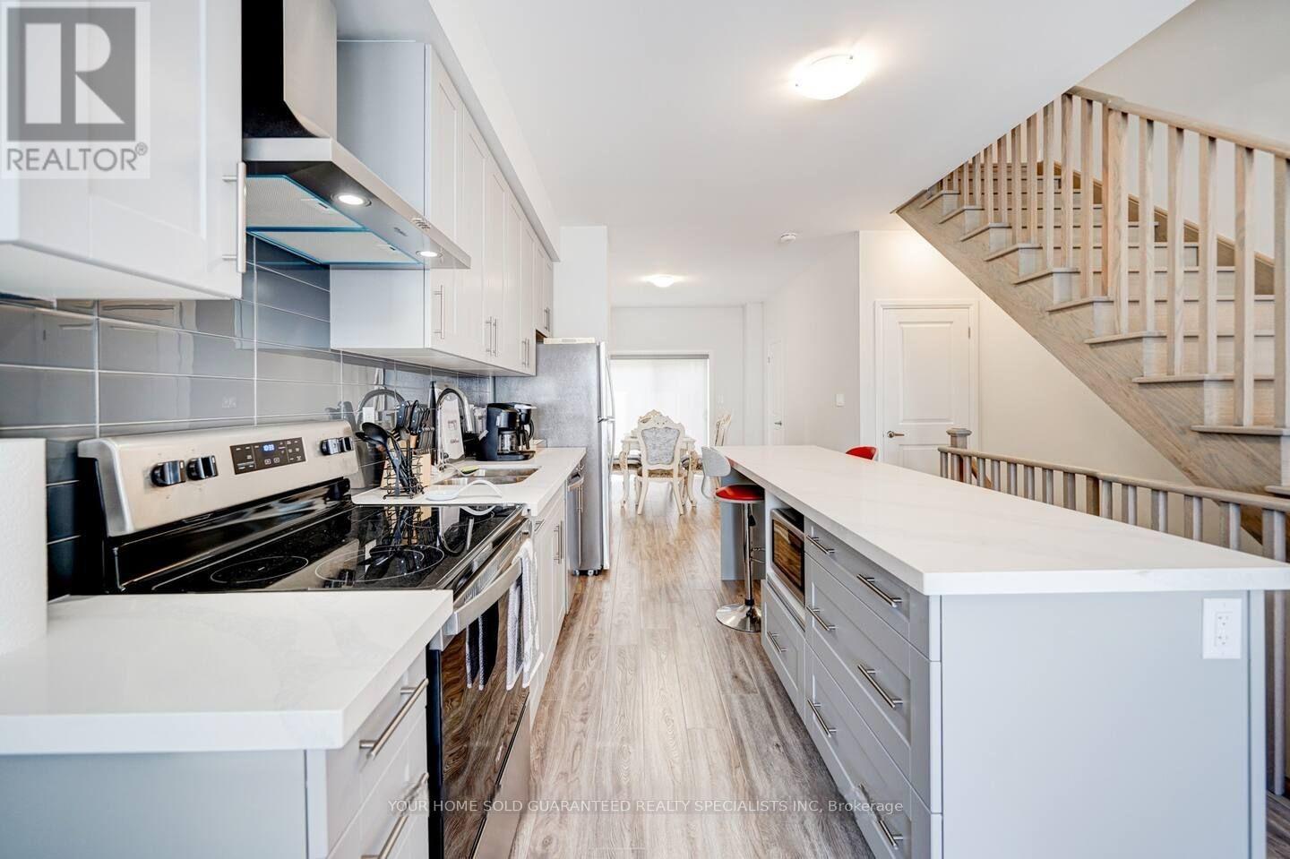 1649 Pleasure Valley Path, Oshawa, Ontario  L1G 0E3 - Photo 3 - E13020722