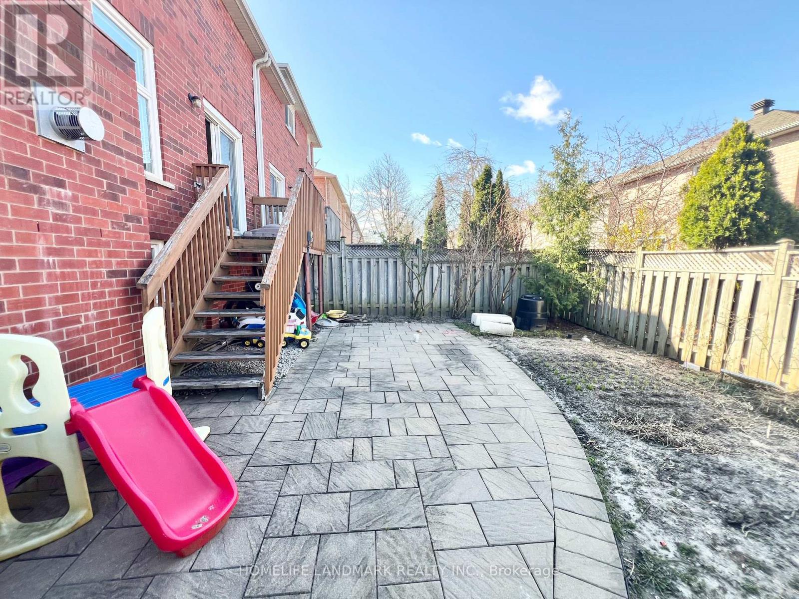 24 Holmwood Street, Richmond Hill, Ontario  L4B 4K4 - Photo 11 - N13010554