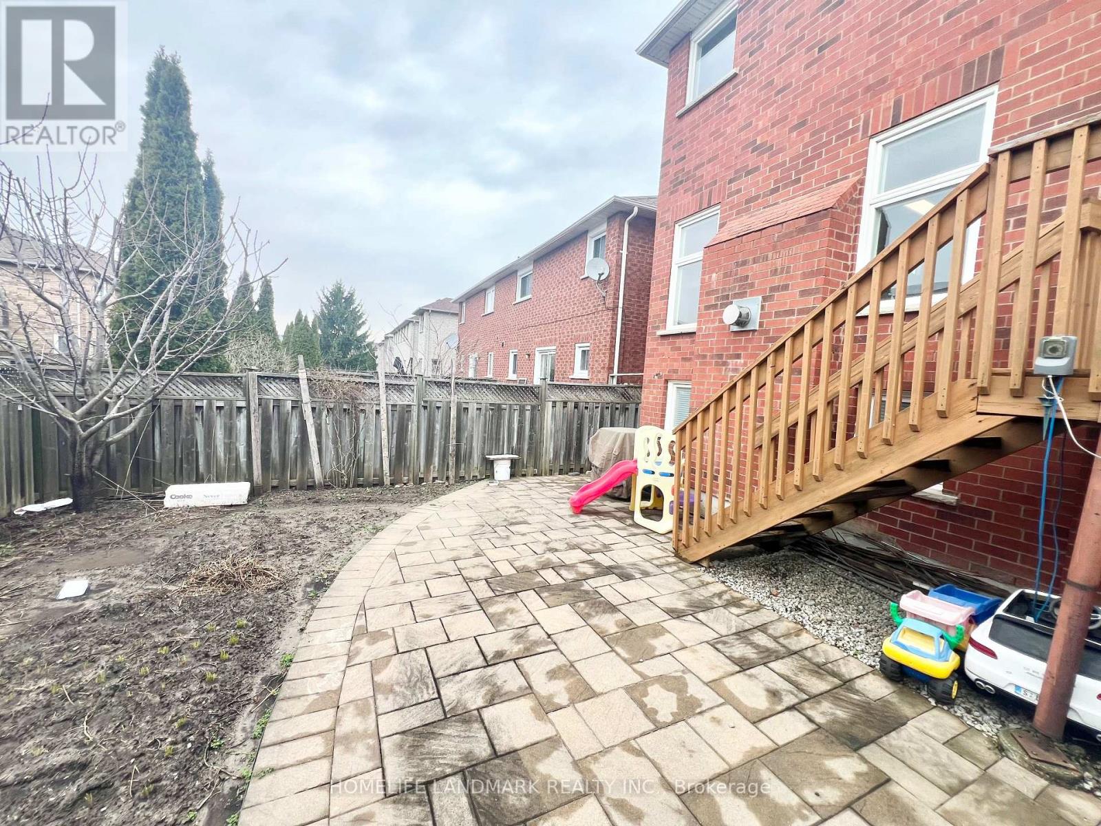 24 Holmwood Street, Richmond Hill, Ontario  L4B 4K4 - Photo 12 - N13010554