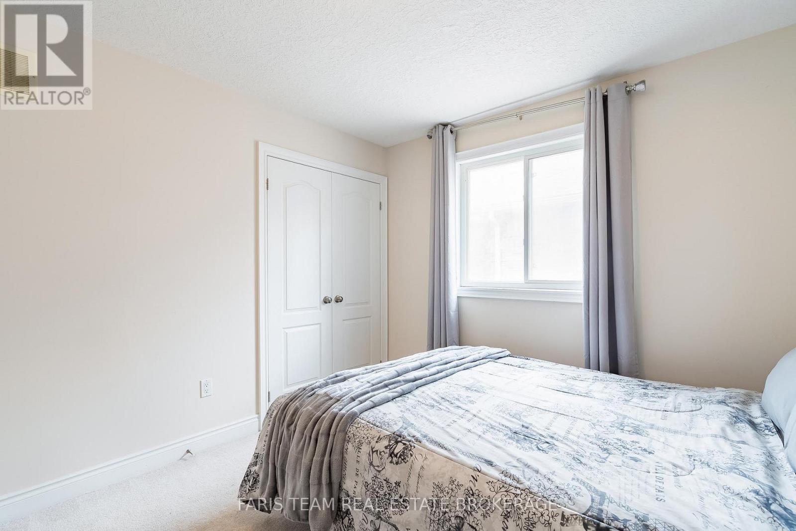 33 Auburn Court, Barrie, Ontario  L4N 6G9 - Photo 26 - S13005336