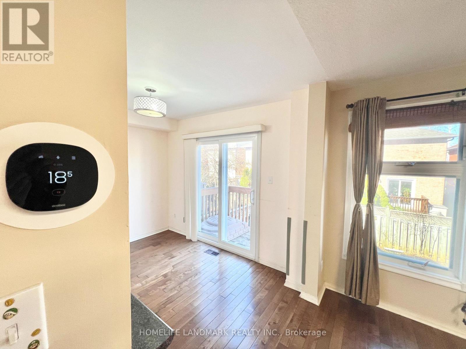 24 Holmwood Street, Richmond Hill, Ontario  L4B 4K4 - Photo 6 - N13010554