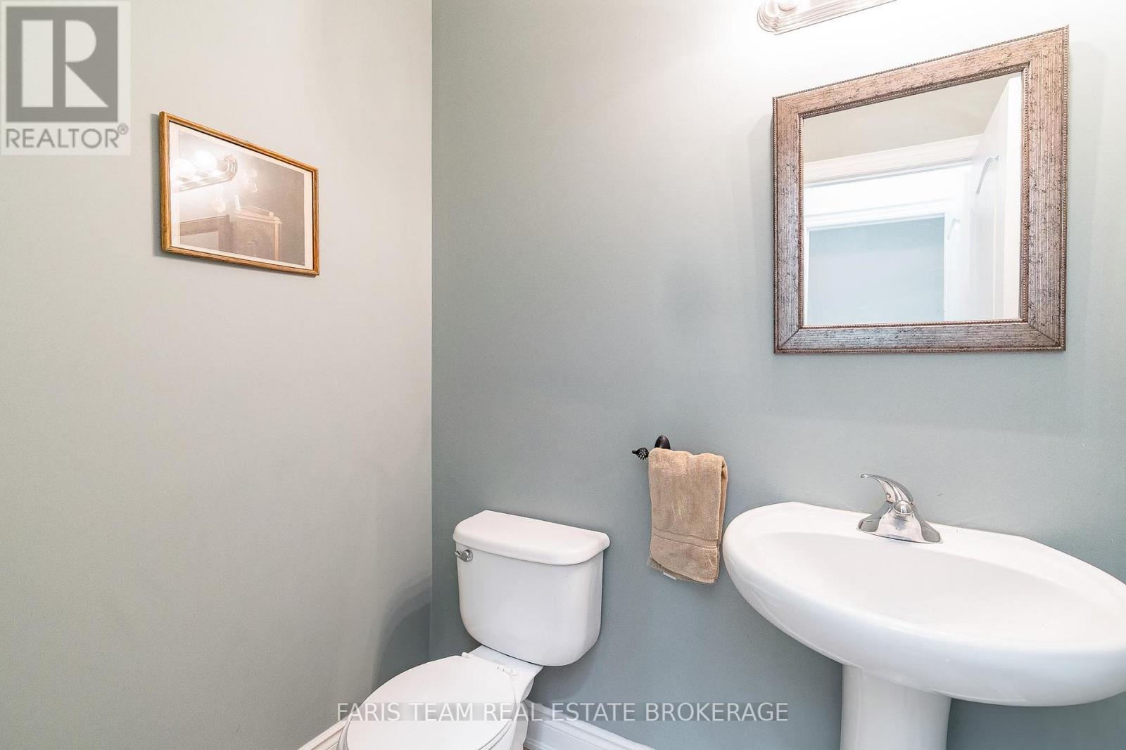 33 Auburn Court, Barrie, Ontario  L4N 6G9 - Photo 17 - S13005336