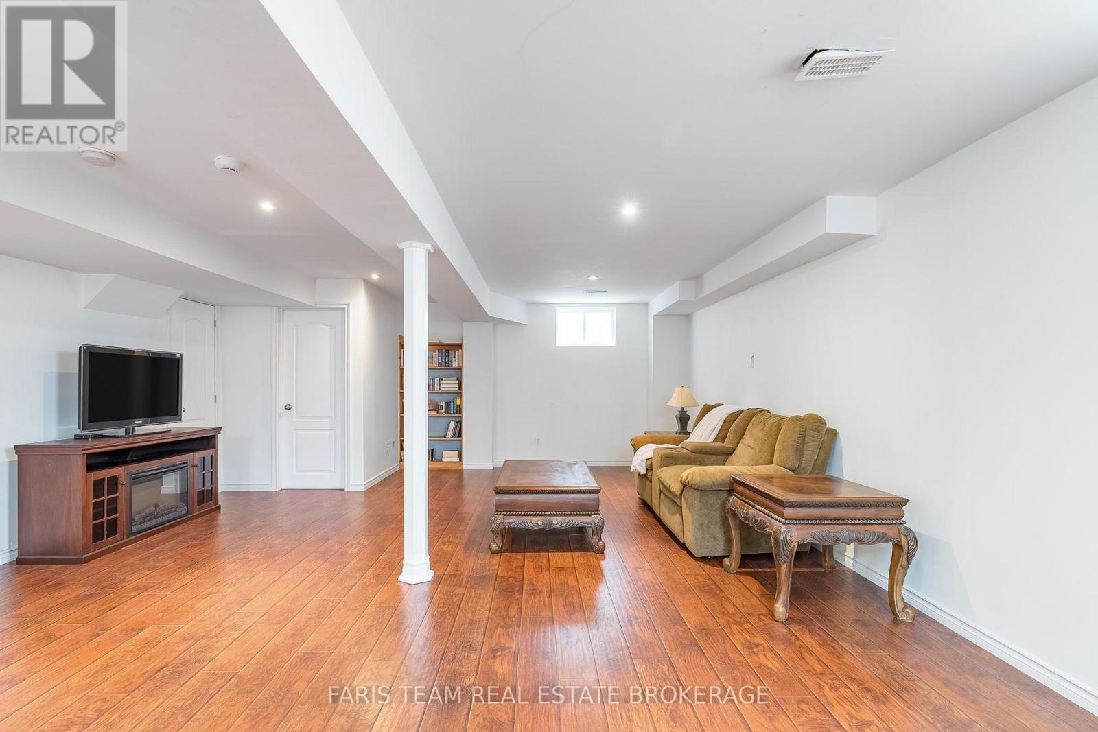 33 Auburn Court, Barrie, Ontario  L4N 6G9 - Photo 32 - S13005336