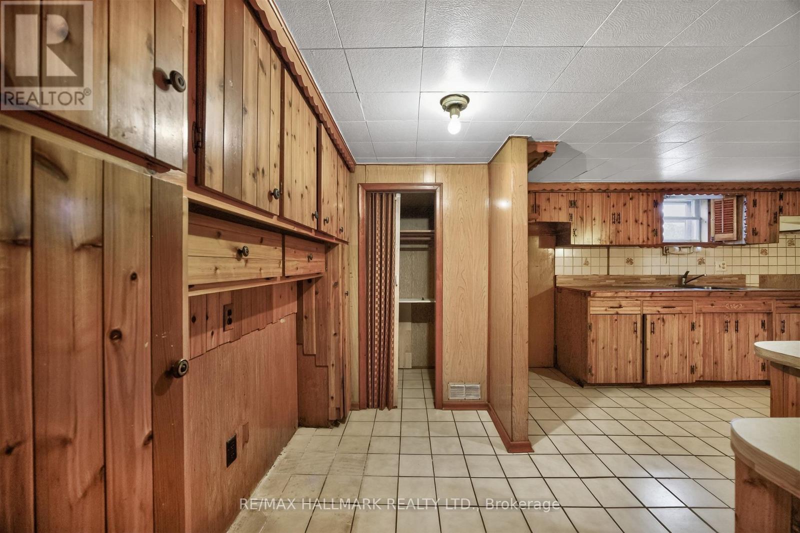 50 Dorking Crescent, Toronto, Ontario  M3M 2B6 - Photo 26 - W13014638