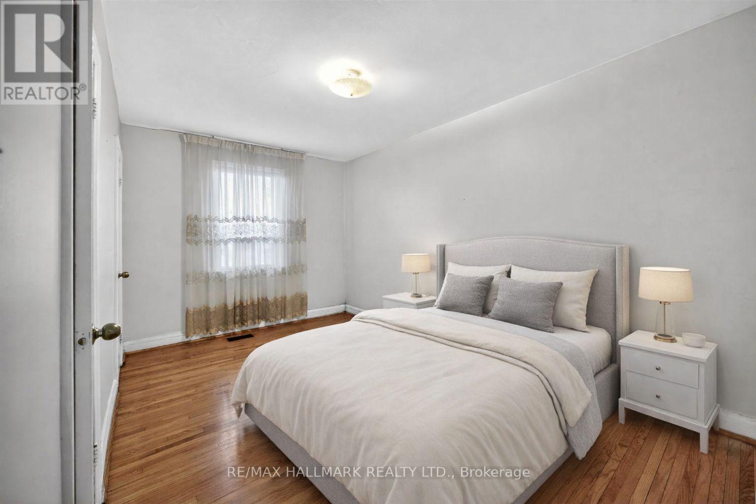 50 Dorking Crescent, Toronto, Ontario  M3M 2B6 - Photo 17 - W13014638