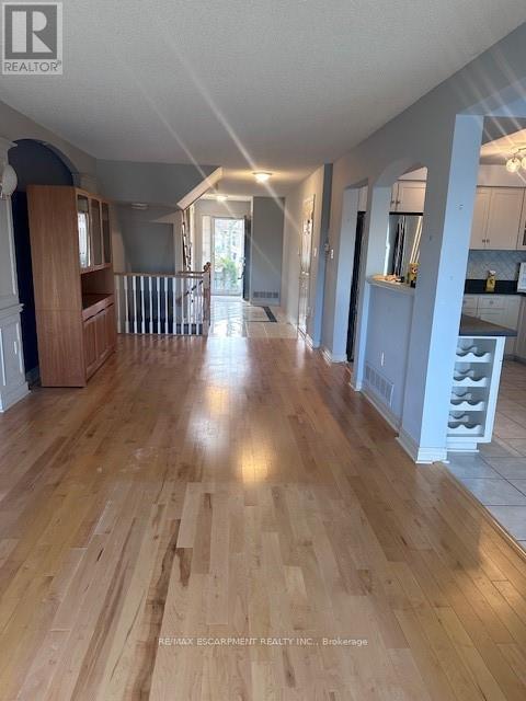 6 - 85 Edgewater Drive, Hamilton, Ontario  L8E 4Z2 - Photo 23 - X12433915