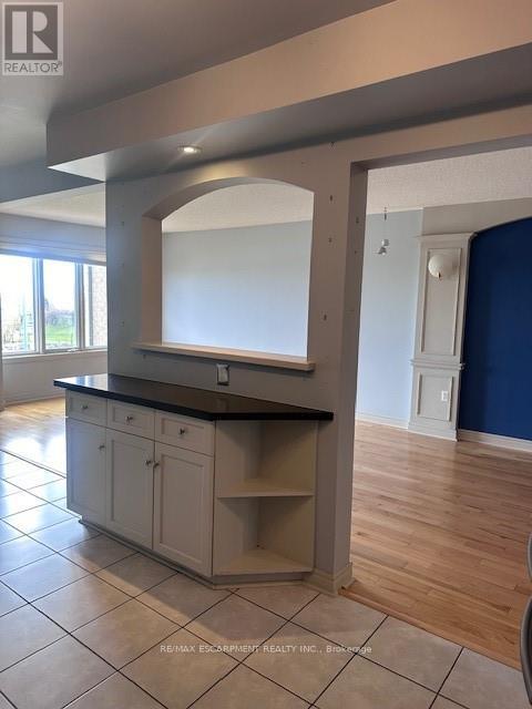 6 - 85 Edgewater Drive, Hamilton, Ontario  L8E 4Z2 - Photo 18 - X12433915