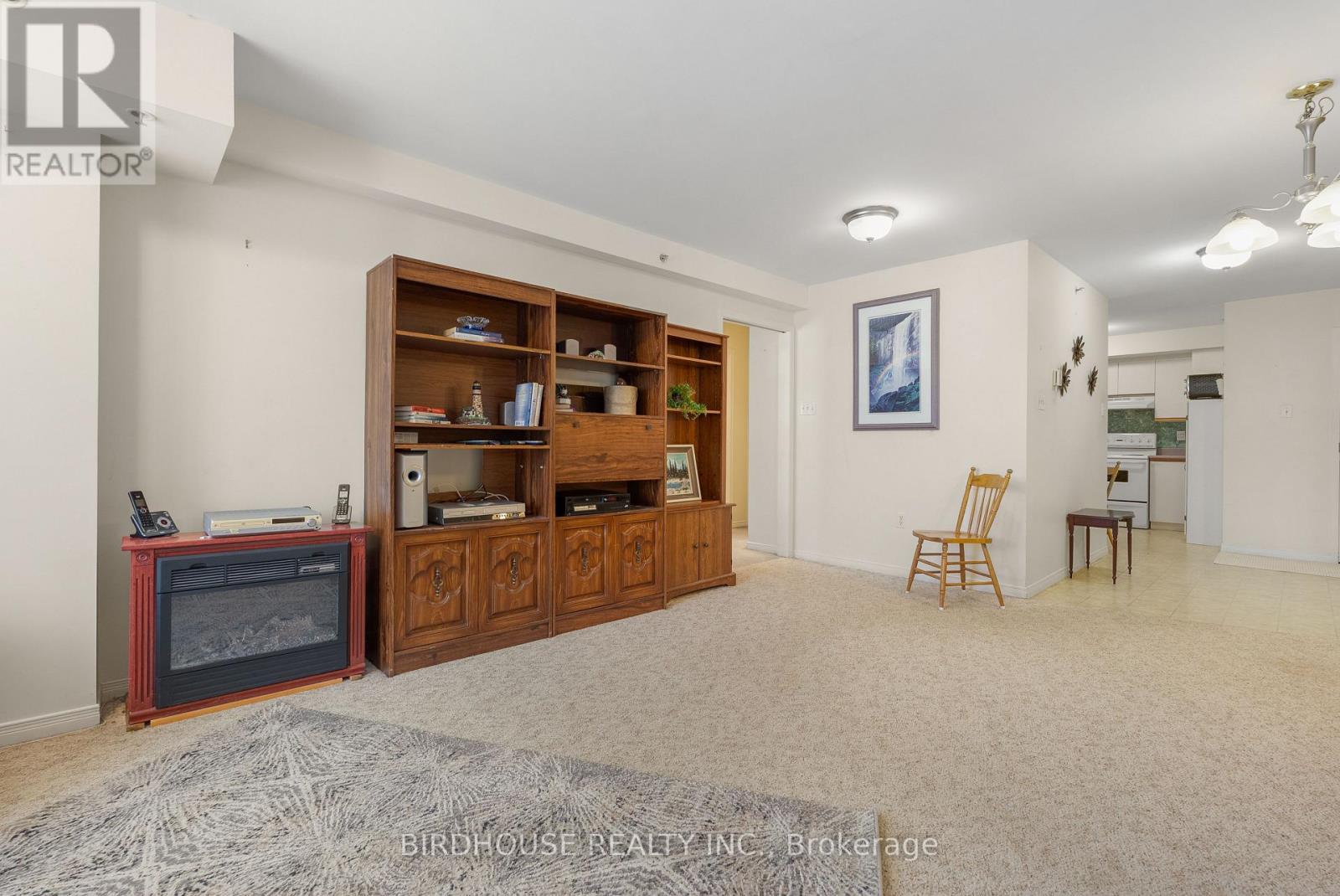 312 - 8 Huron Street, Kawartha Lakes, Ontario  K9V 6K3 - Photo 14 - X12642460