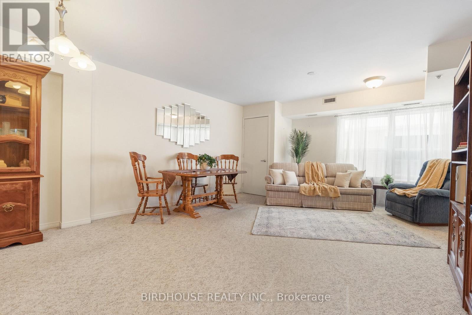 312 - 8 Huron Street, Kawartha Lakes, Ontario  K9V 6K3 - Photo 11 - X12642460