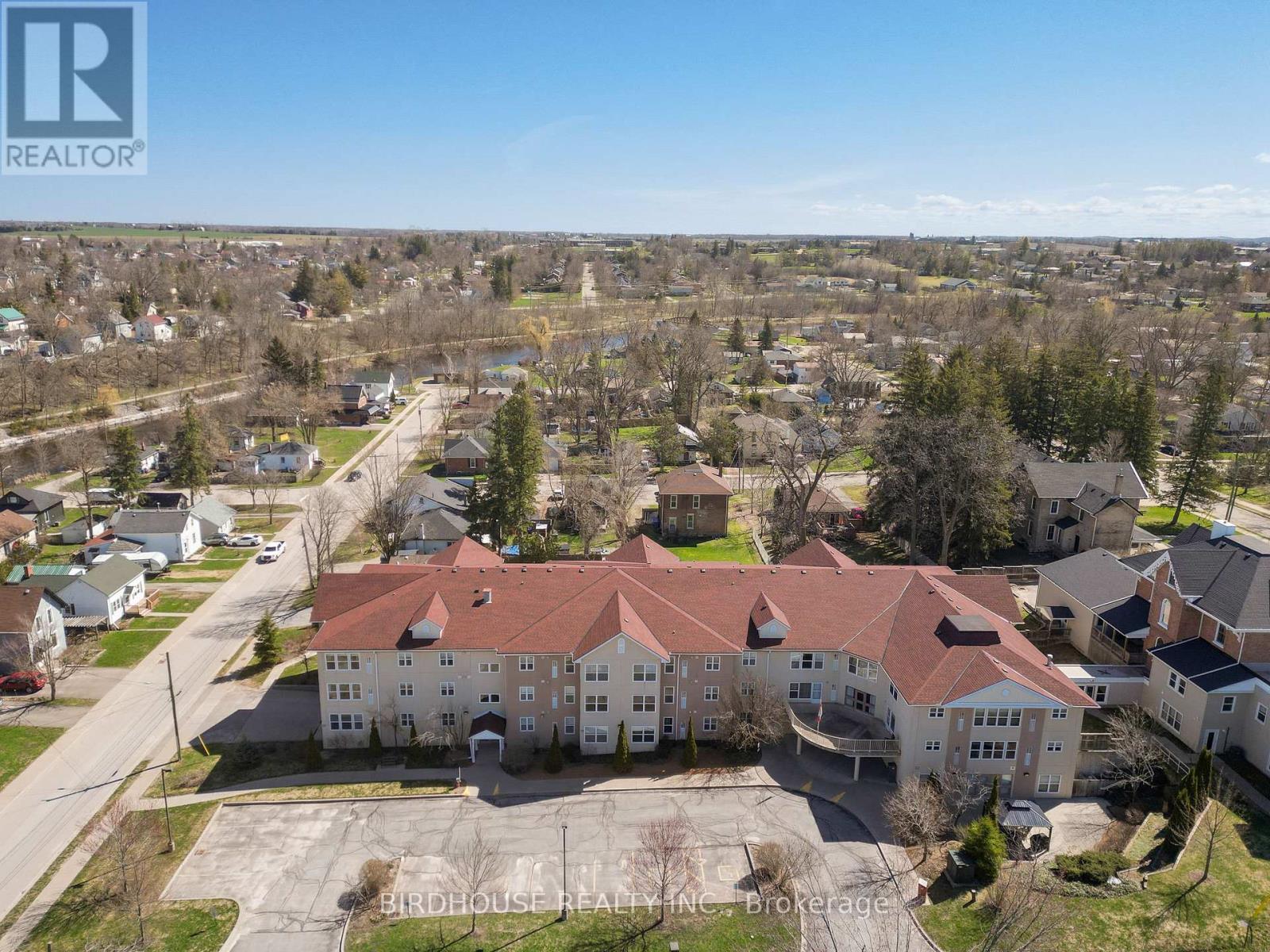 312 - 8 Huron Street, Kawartha Lakes, Ontario  K9V 6K3 - Photo 25 - X12642460