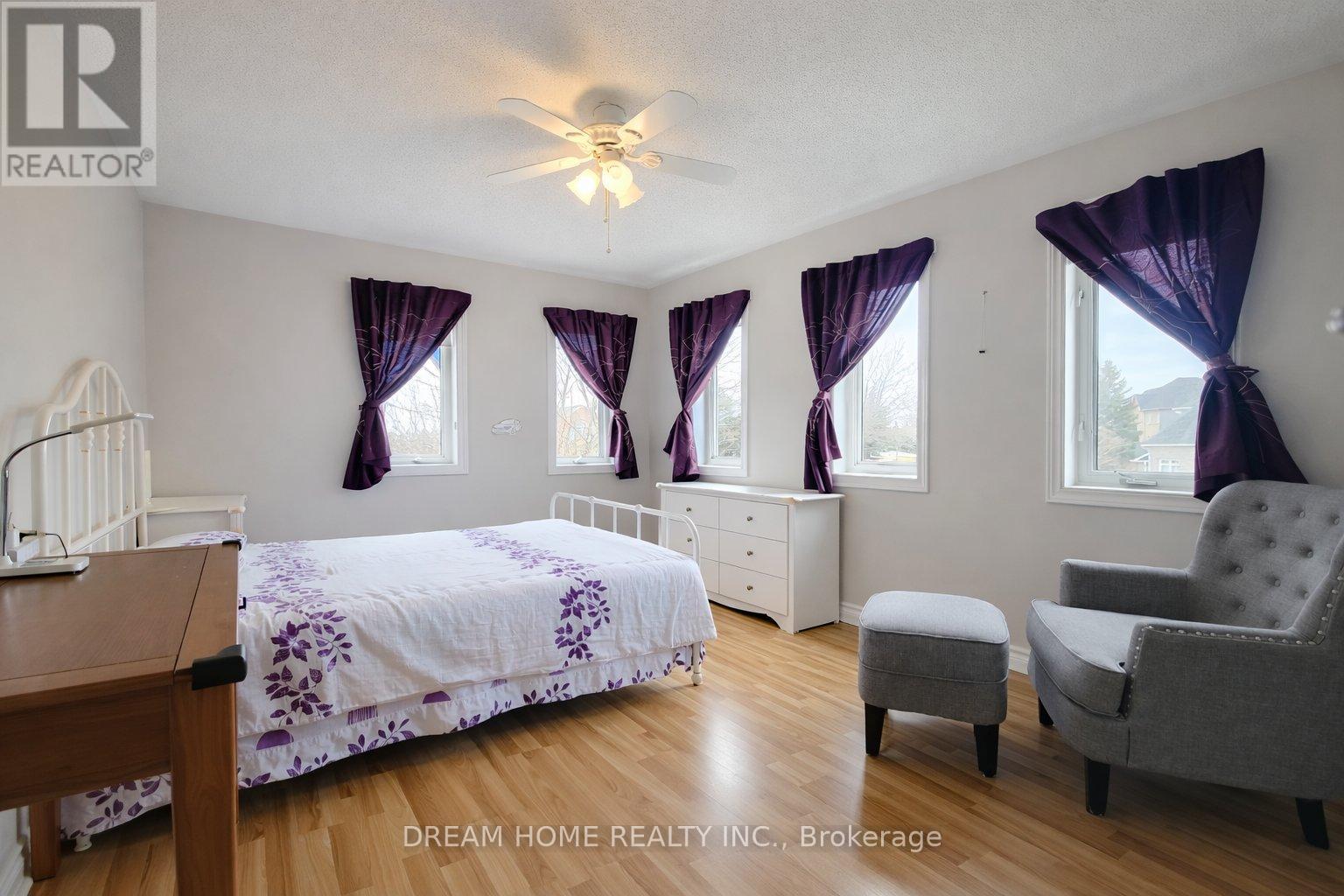 735 Foxcroft Boulevard, Newmarket (Stonehaven-Wyndham), Ontario  L3X 1N1 - Photo 17 - N13020674