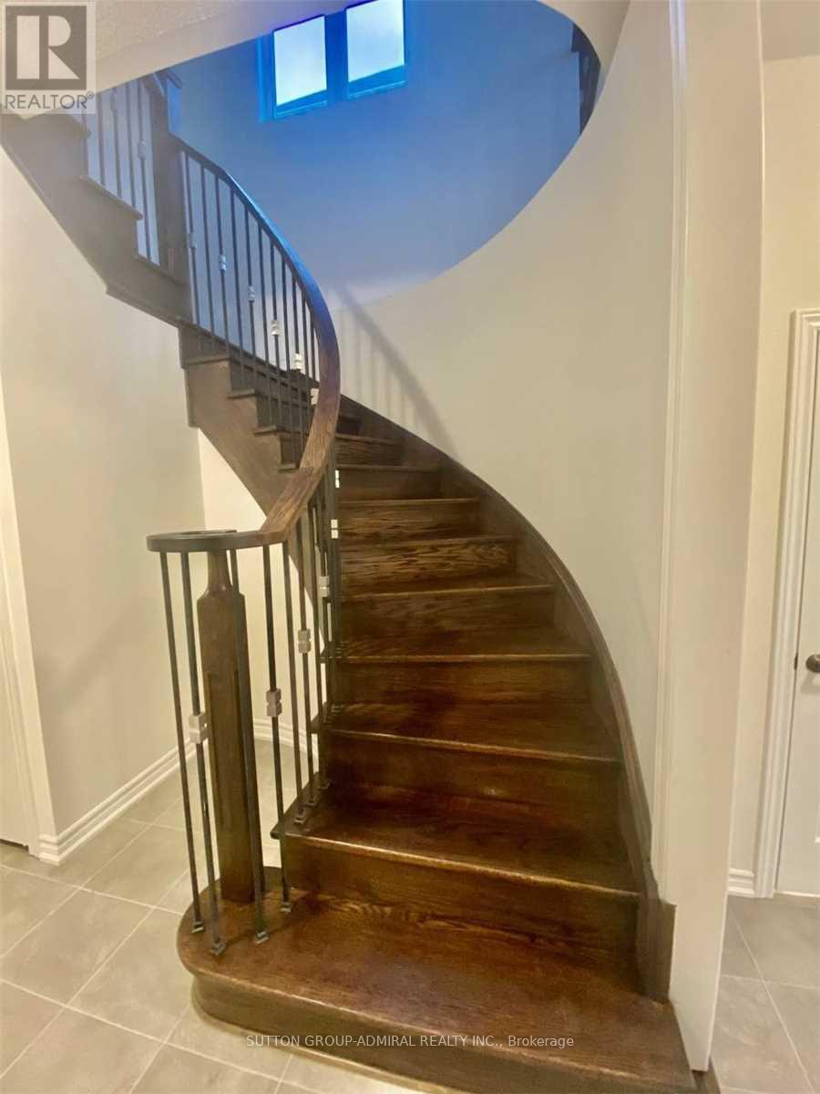 333 Danny Wheeler Boulevard, Georgina, Ontario  L4P 0K1 - Photo 13 - N13020710