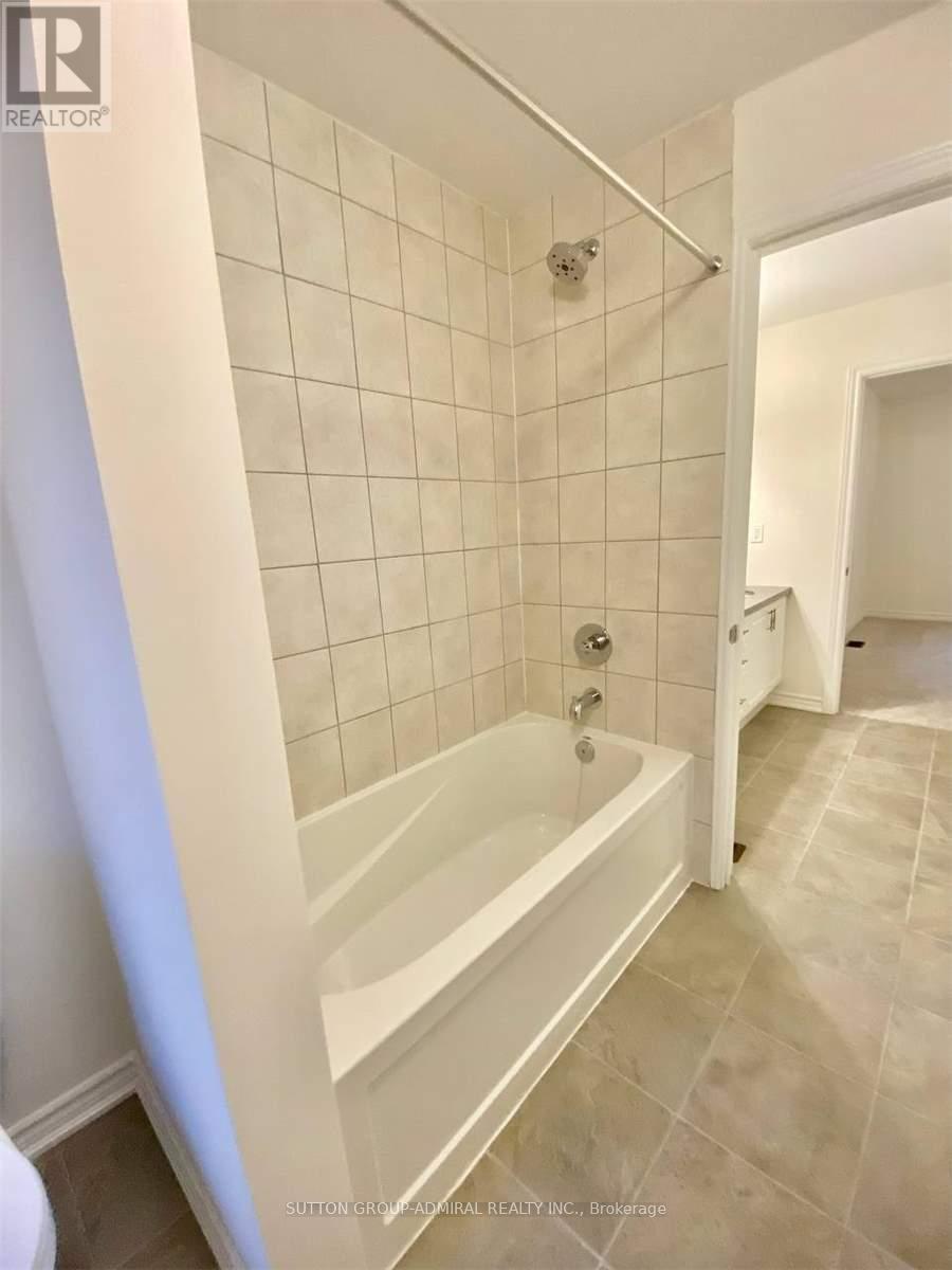 333 Danny Wheeler Boulevard, Georgina, Ontario  L4P 0K1 - Photo 21 - N13020710