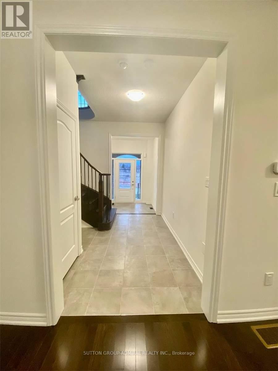 333 Danny Wheeler Boulevard, Georgina, Ontario  L4P 0K1 - Photo 8 - N13020710