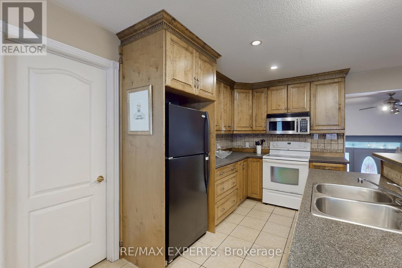 3180 Fleming Boulevard, Innisfil, Ontario  L9S 2Z1 - Photo 13 - N13020724