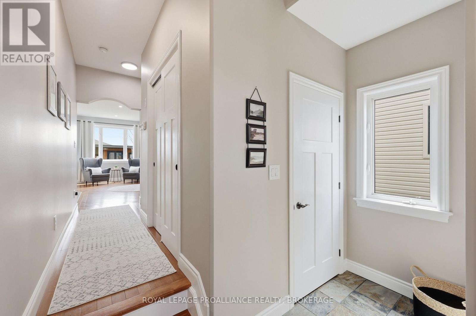 136 Simurda Court, Loyalist, Ontario  K7N 0A8 - Photo 15 - X13019402