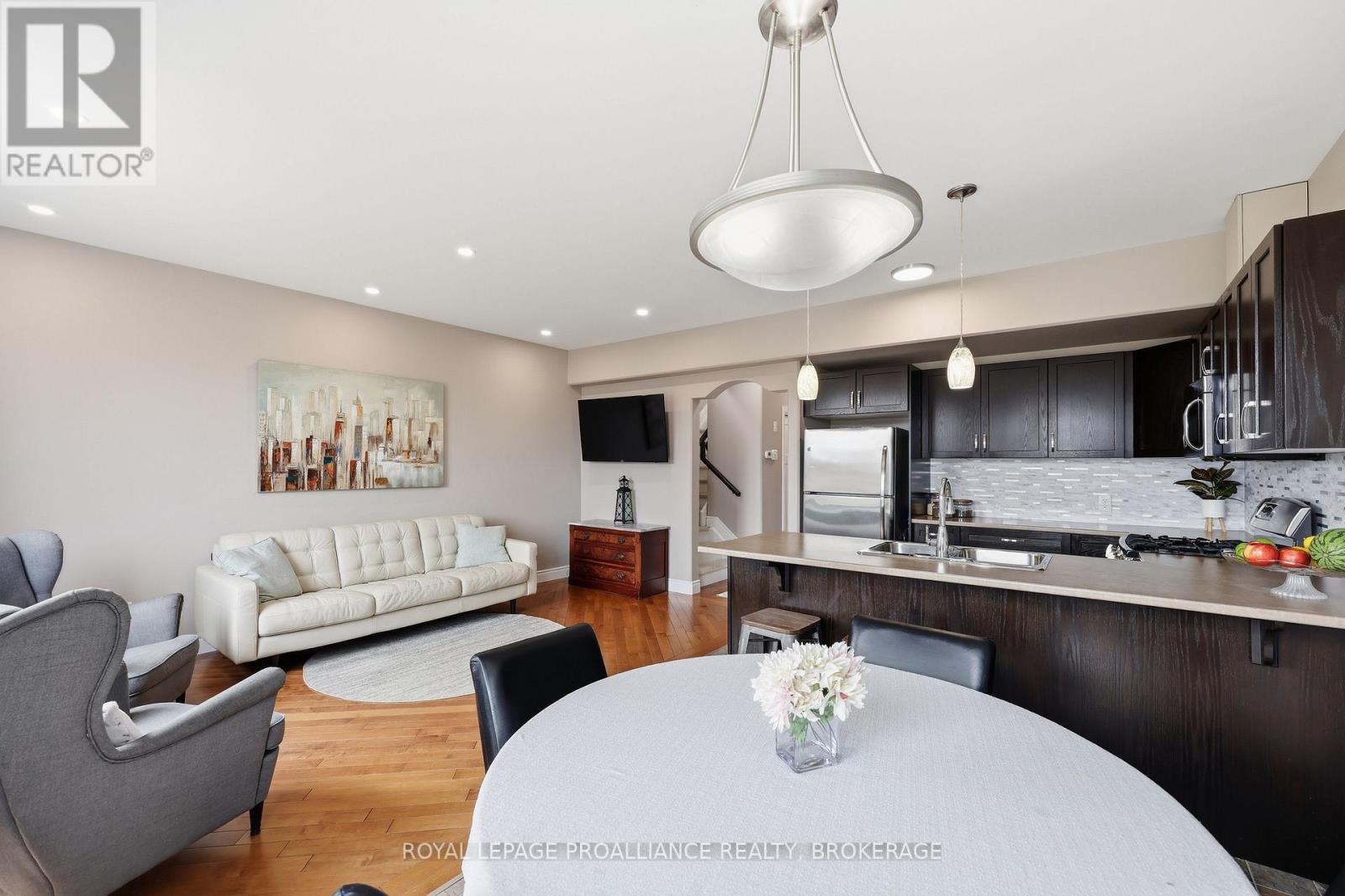 136 Simurda Court, Loyalist, Ontario  K7N 0A8 - Photo 27 - X13019402