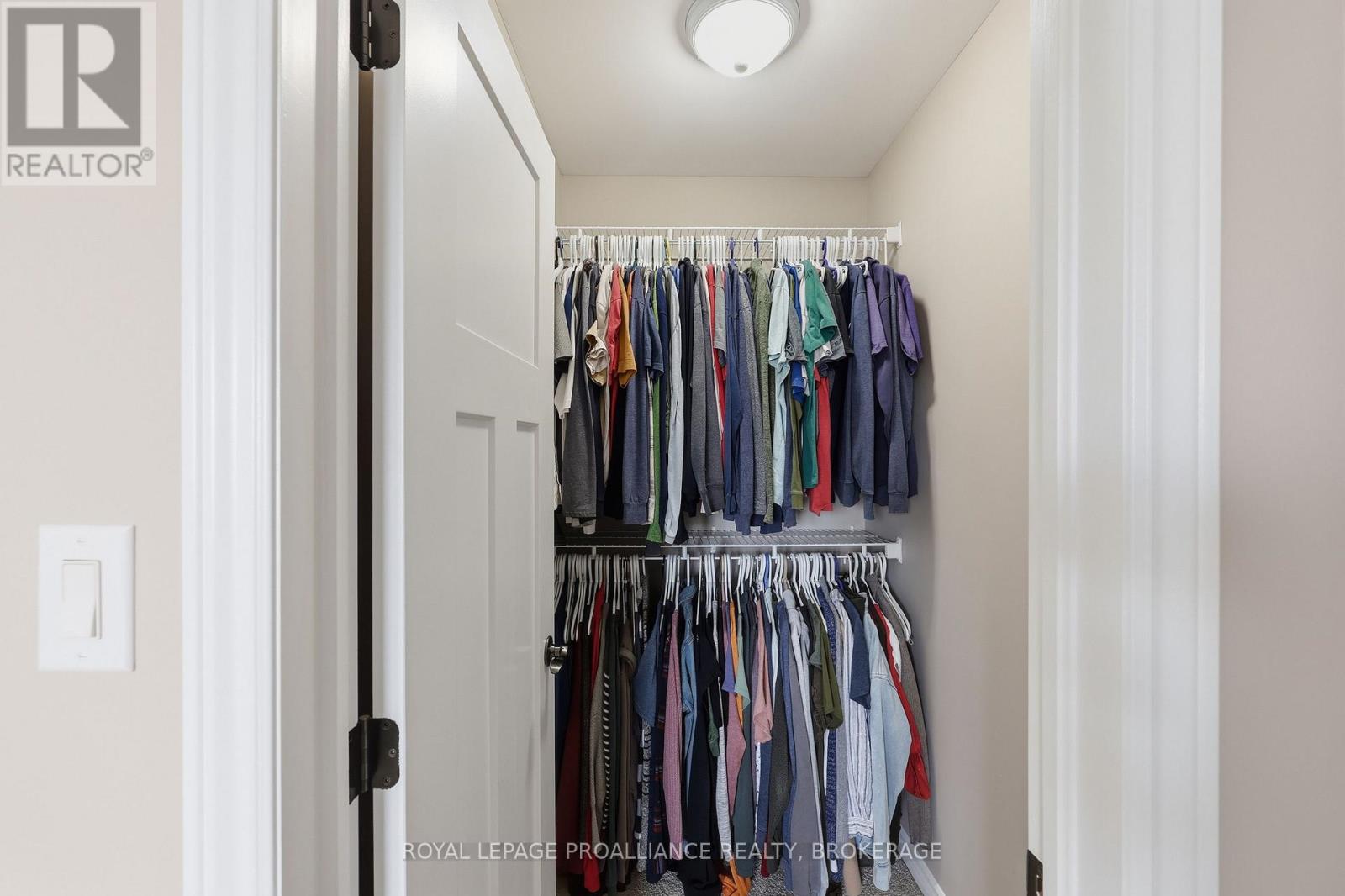 136 Simurda Court, Loyalist, Ontario  K7N 0A8 - Photo 35 - X13019402