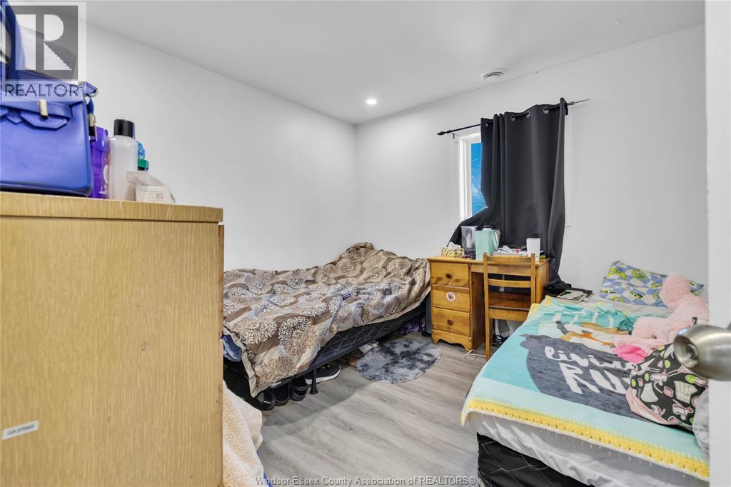 539 Campbell Avenue, Windsor, Ontario  N9B 2H5 - Photo 10 - 26008621