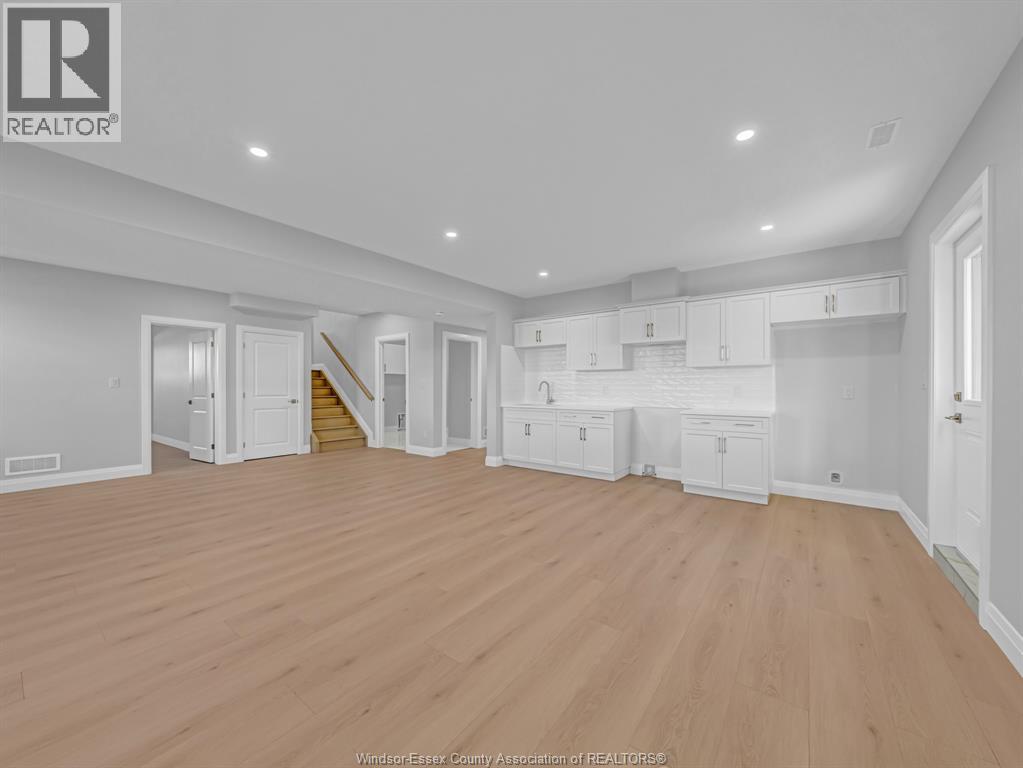 5224 Aiden Avenue, Tecumseh, Ontario  N0R 1K0 - Photo 28 - 26008553