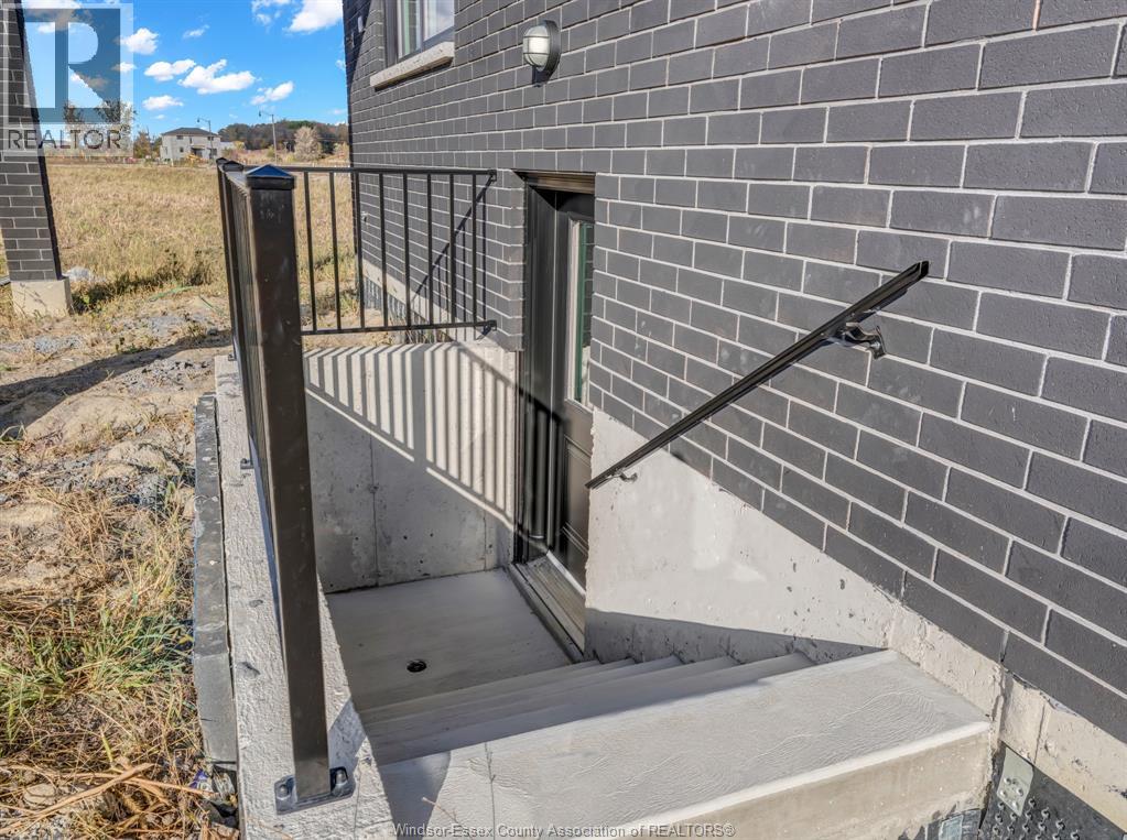 5224 Aiden Avenue, Tecumseh, Ontario  N0R 1K0 - Photo 36 - 26008553