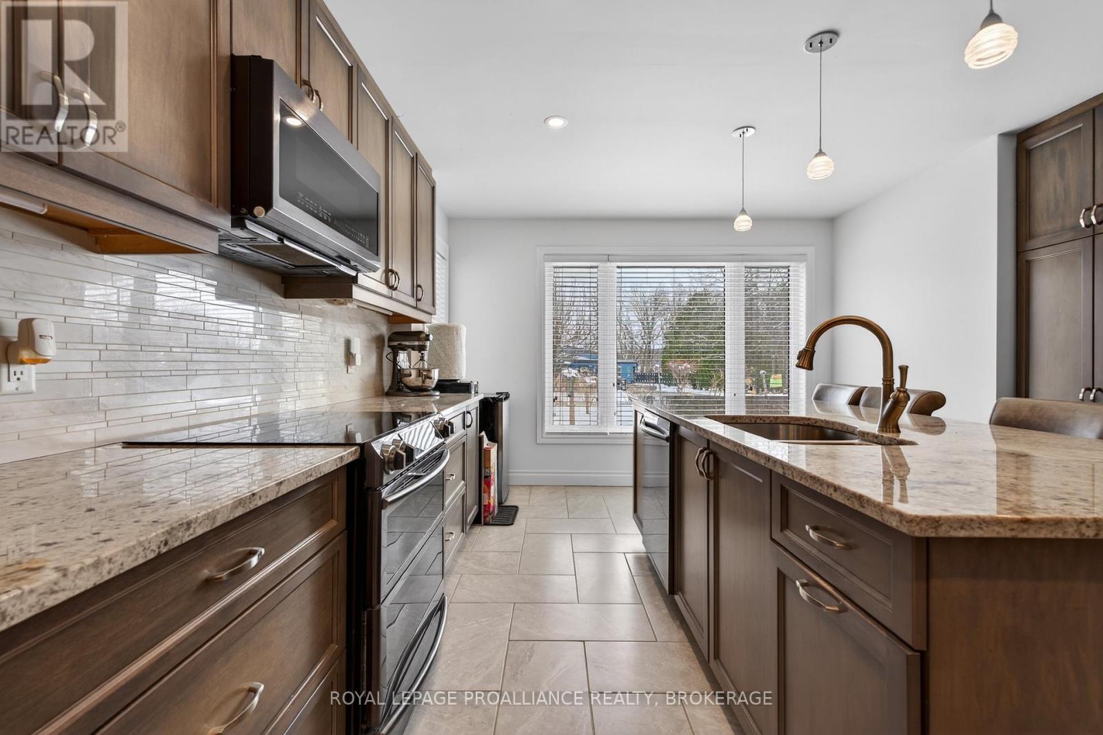 4909 Alex Mclean Lane, Frontenac, Ontario  K0H 1H0 - Photo 10 - X12972042