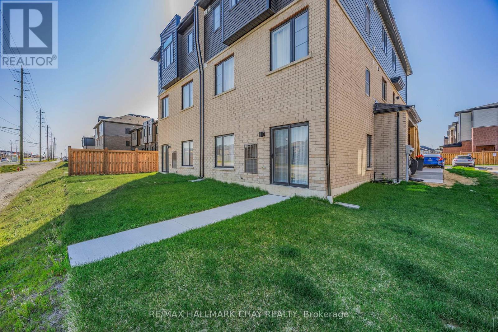 9 - 31 Pumpkin Corner Crescent, Barrie (Innis-Shore), Ontario  L9J 0C2 - Photo 17 - S13020714