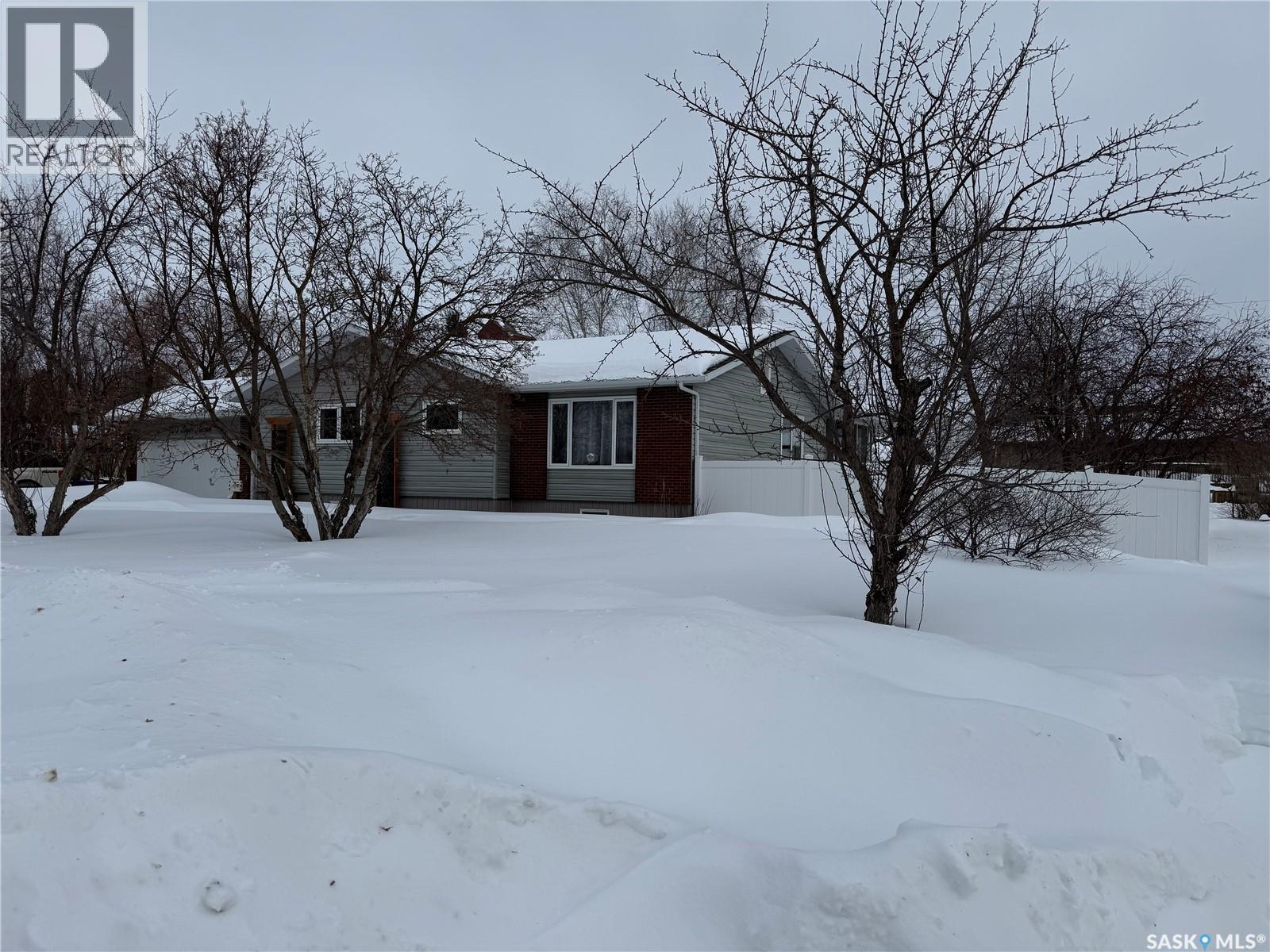 420 Logan Avenue, White Fox, Saskatchewan  S0J 0B1 - Photo 3 - SK030973