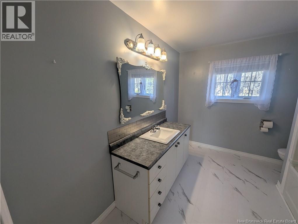 1171 Victoria, Bathurst, New Brunswick  E2A 4G2 - Photo 18 - NB137515