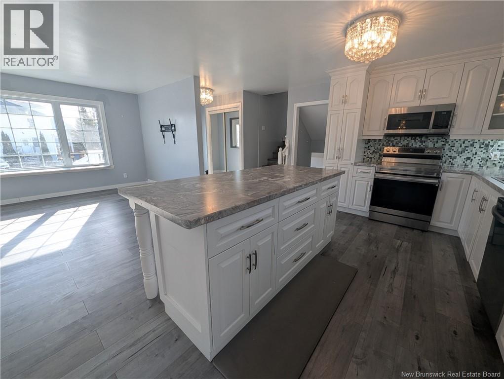 1171 Victoria, Bathurst, New Brunswick  E2A 4G2 - Photo 9 - NB137515