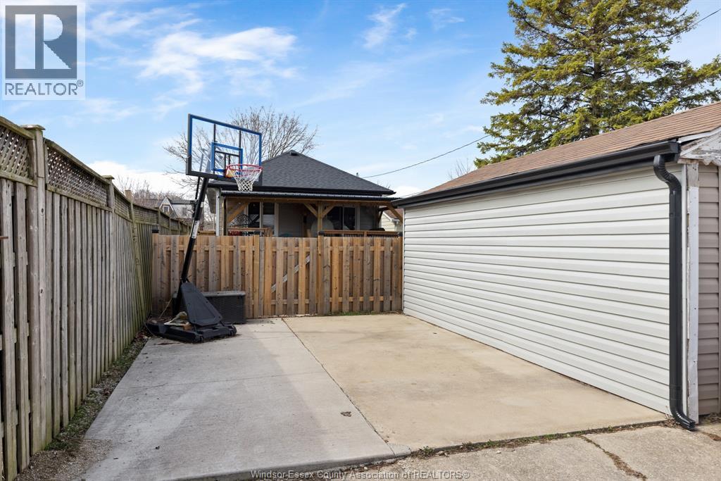 1684 Pierre Avenue, Windsor, Ontario  N8X 4P8 - Photo 8 - 26008632