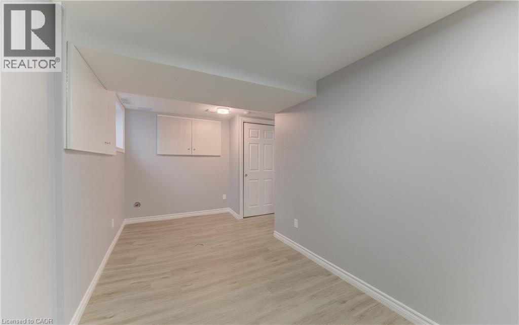 34 Forest Glen Court, Kitchener, Ontario  N2N 1E2 - Photo 41 - 40820475