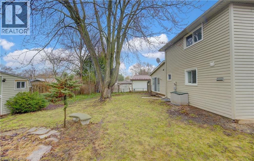 34 Forest Glen Court, Kitchener, Ontario  N2N 1E2 - Photo 45 - 40820475