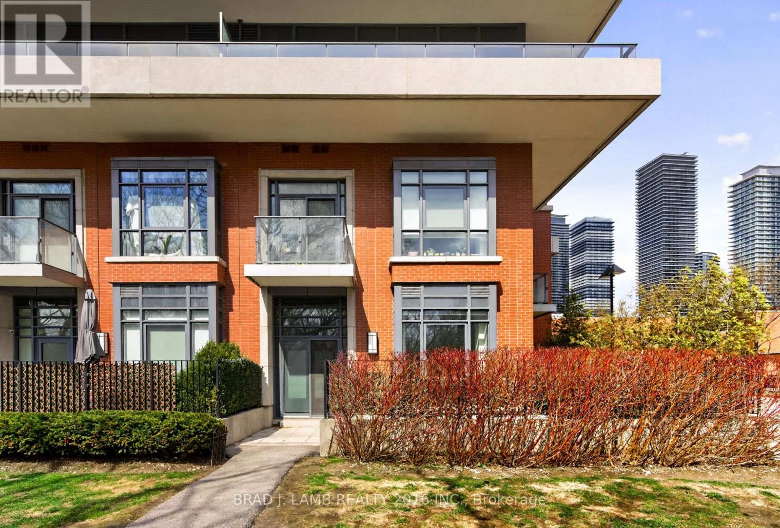 TH #1 - 10 PARK LAWN ROAD, Toronto, Ontario