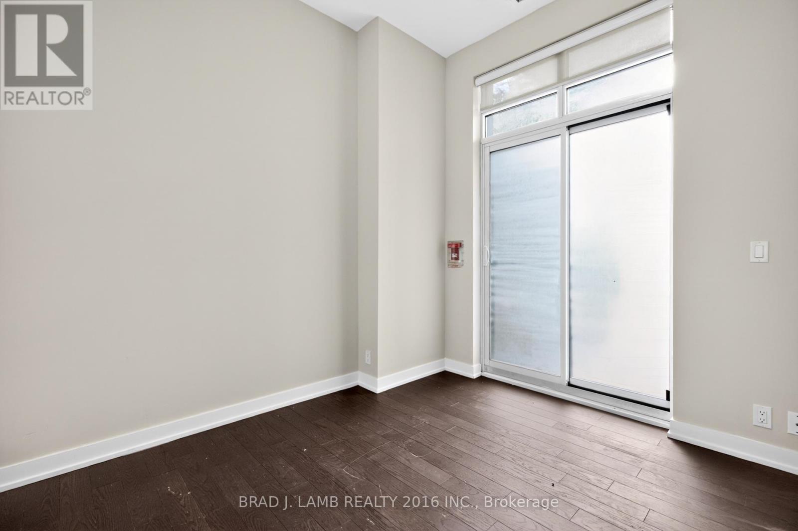 Th #1 - 10 Park Lawn Road, Toronto, Ontario  M8V 0H9 - Photo 6 - W13020560