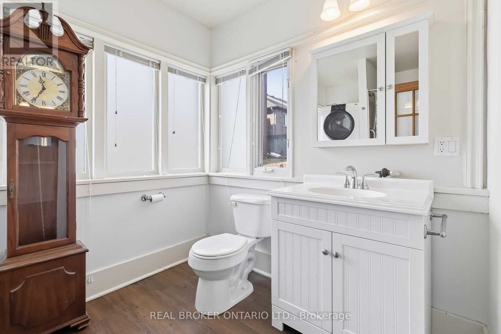 Main Level - 295 Plains Road W, Burlington, Ontario  L7T 1G1 - Photo 8 - W13020566