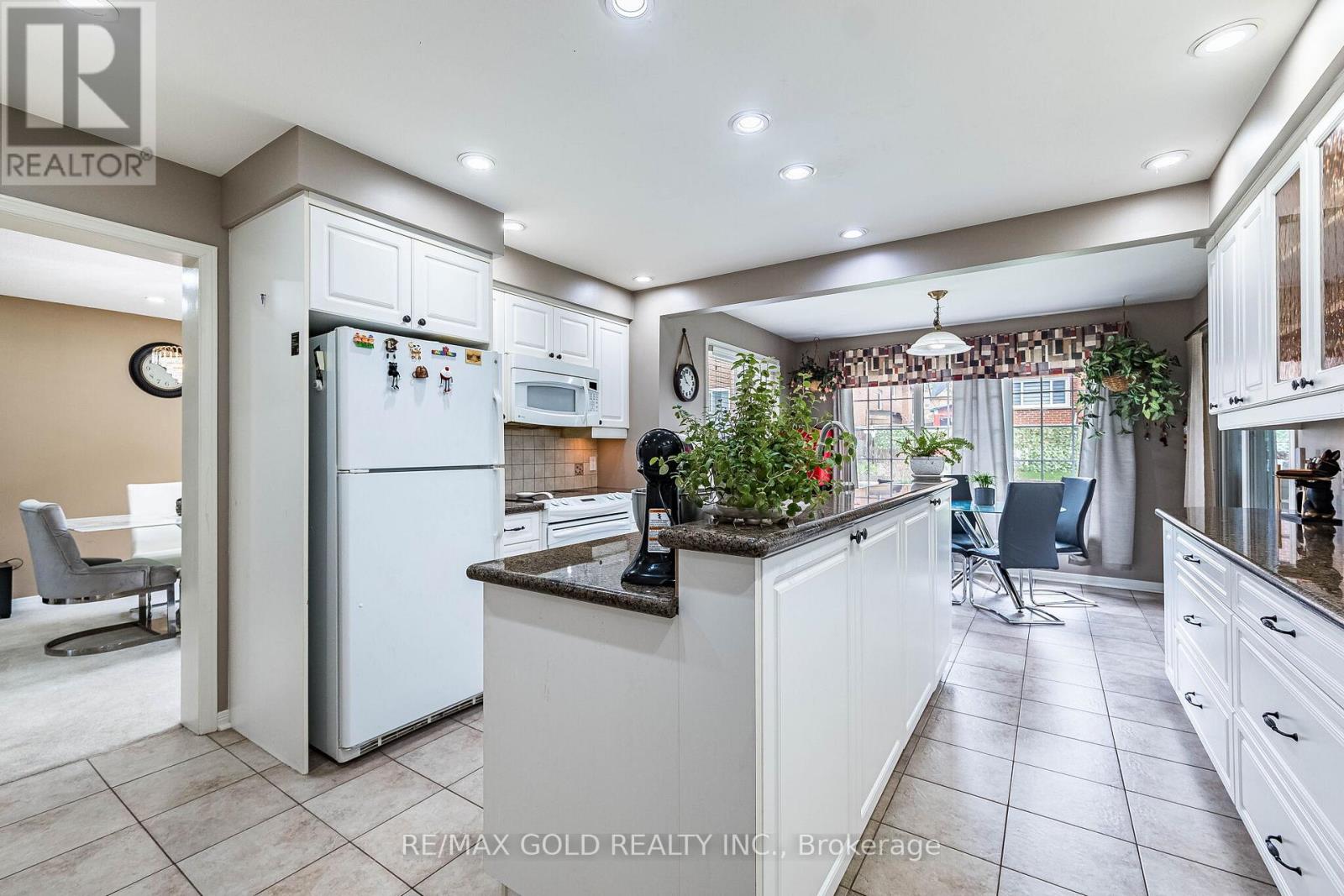 9 Princeton Terrace, Brampton, Ontario  L6S 3S4 - Photo 18 - W13020720