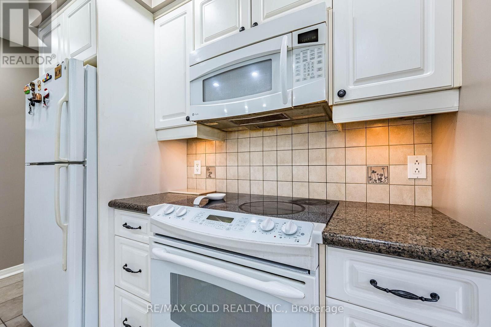 9 Princeton Terrace, Brampton, Ontario  L6S 3S4 - Photo 21 - W13020720