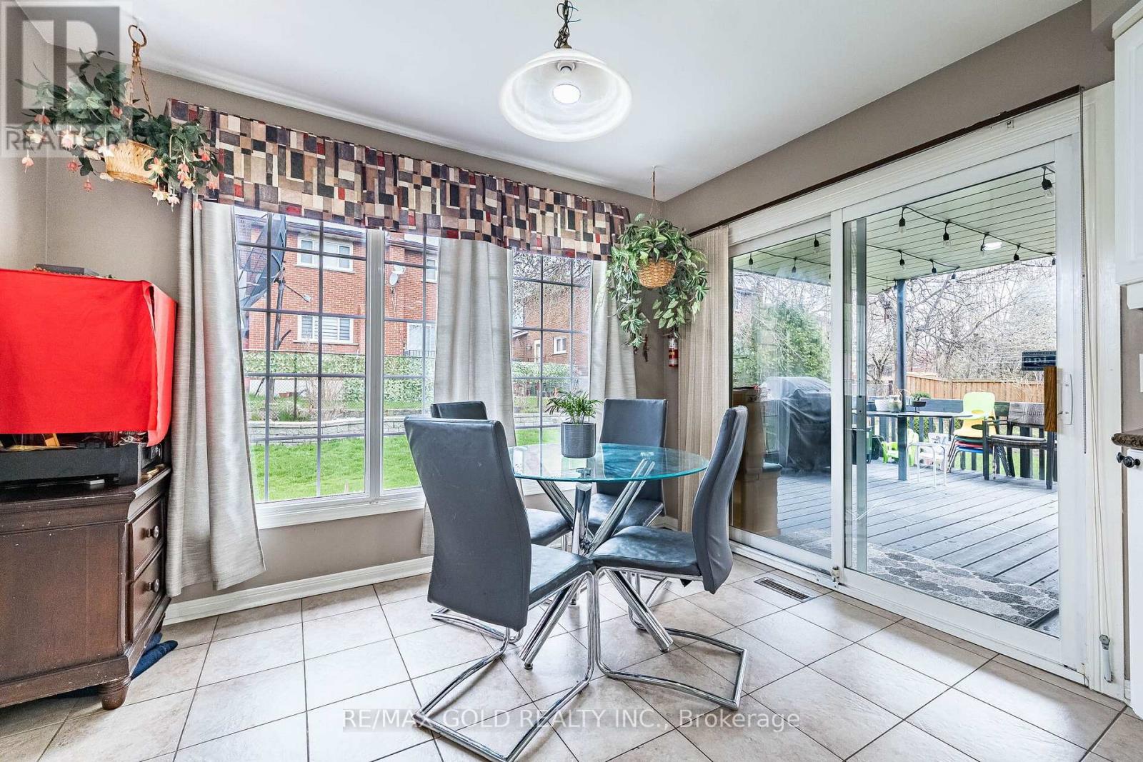 9 Princeton Terrace, Brampton, Ontario  L6S 3S4 - Photo 22 - W13020720