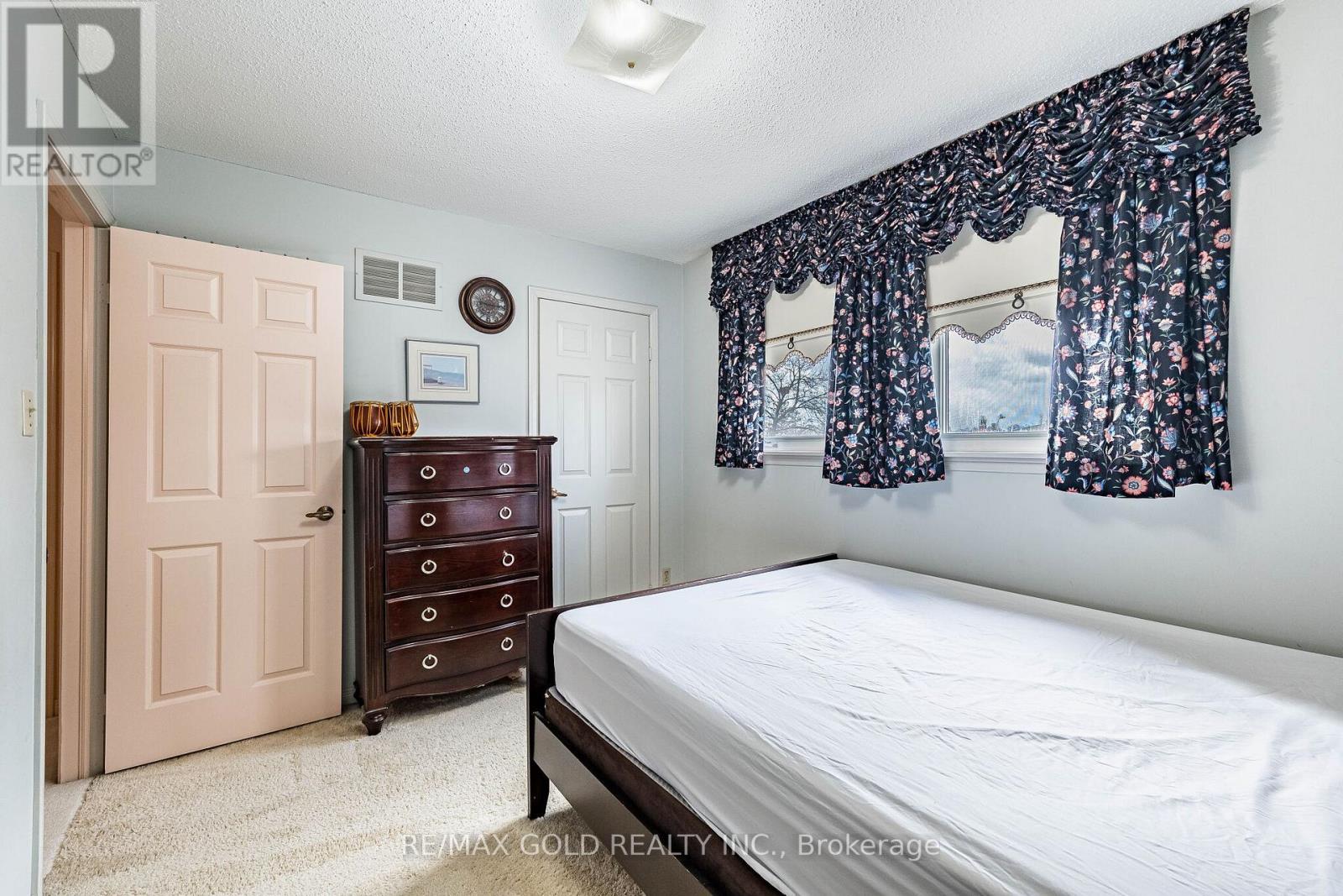 9 Princeton Terrace, Brampton, Ontario  L6S 3S4 - Photo 32 - W13020720