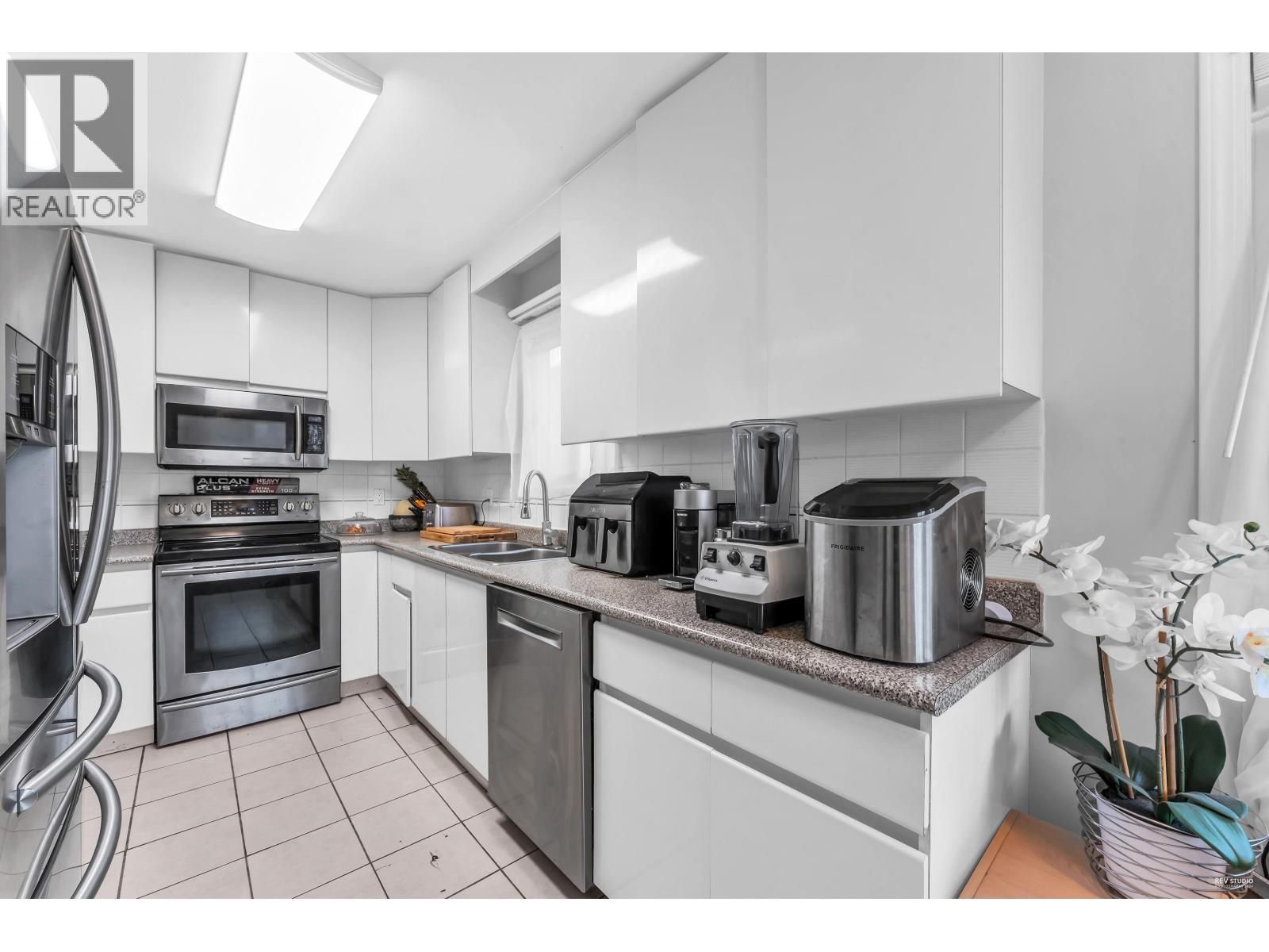 2808 Horley Street, Vancouver, British Columbia  V5R 4R9 - Photo 17 - R3113289