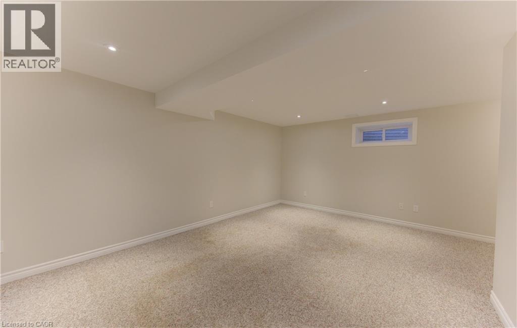 34 Forest Glen Court, Kitchener, Ontario  N2N 1E2 - Photo 32 - 40820487